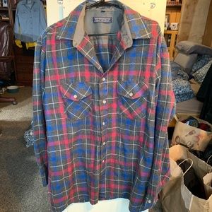 Vintage Size XL Van Heusen Flannel
